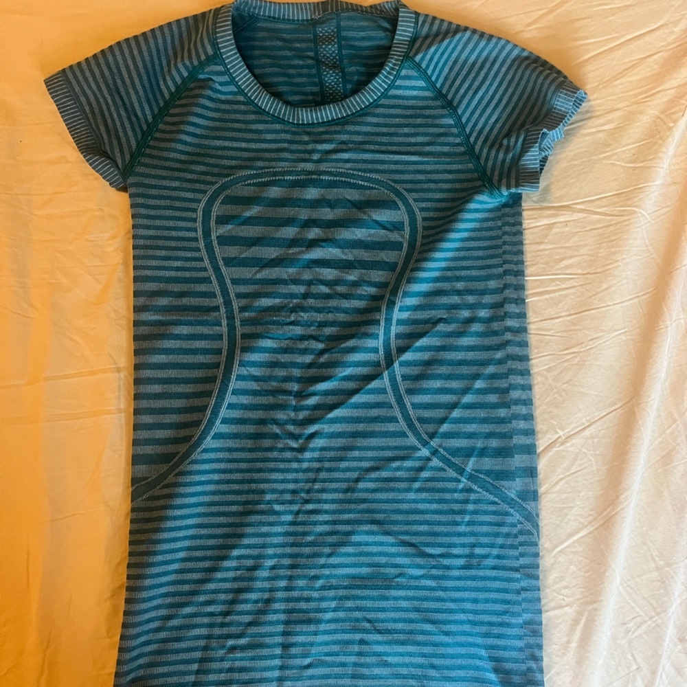 LULULEMON swiftly tech shirt